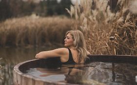 Apartamenty U Harrego I Przy Stawie Spa z klimatyzacją, balia, sauna, ogrodem i parkingiem